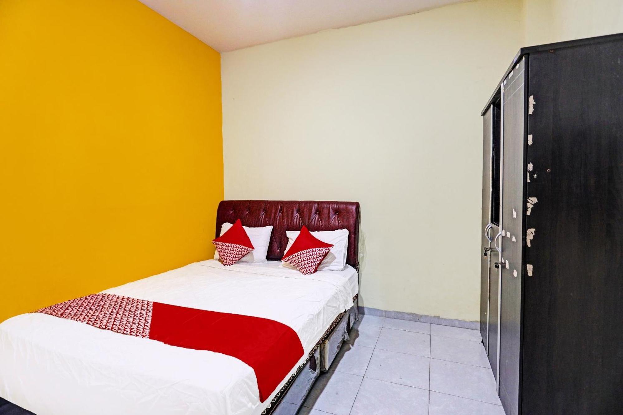Oyo 92322 Hasan House Syariahnearpelabuhan Feri Harbor Bay Nagoya Luaran gambar